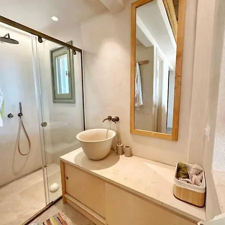 Elaionas Stonehouse Apartment Pakia